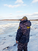 Уважаемые граждане! Не организовывайте автостоянки в необорудованных местах. Берегите водоемы!